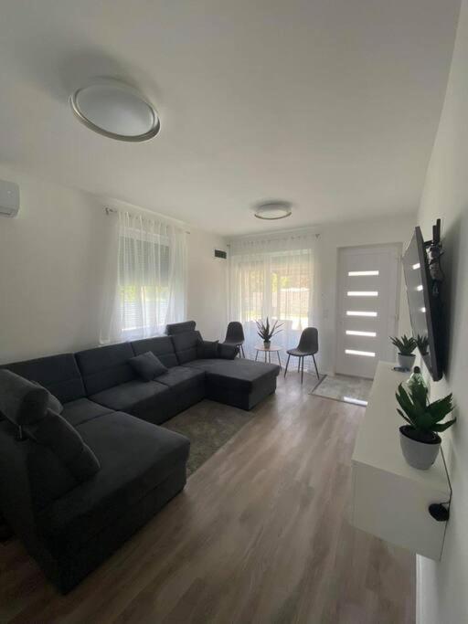 Villa Lipi - Home Away From Home Balatonszemes Exterior photo